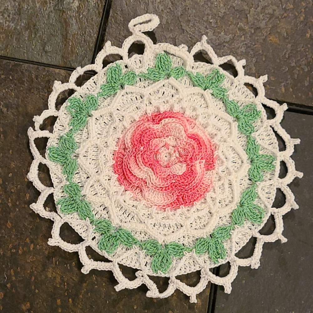 NWOT set of 4 crochet doilies flower double-sided - Picture 3 of 7